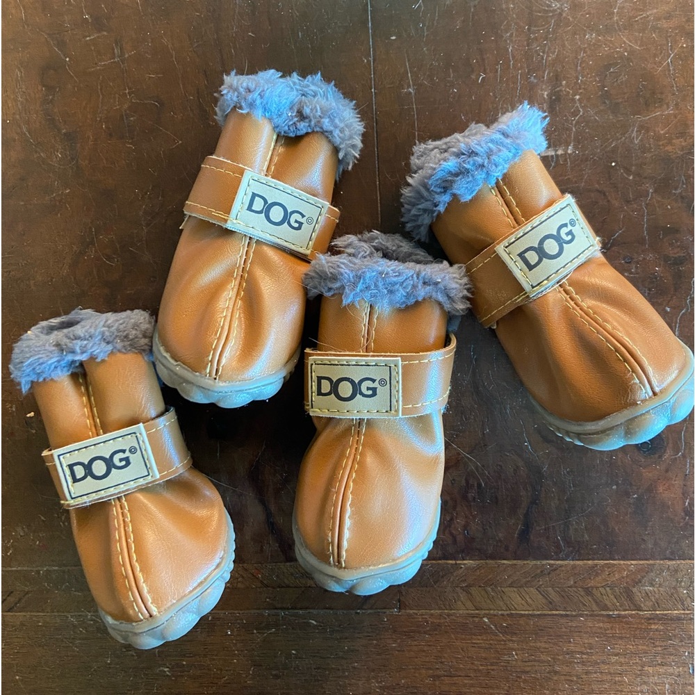 PET UGG-LIKE DOG BOOTS - NEW - BROWN / SMALL DOG